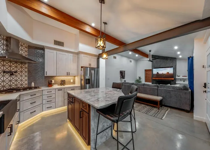 Сasa de vacaciones Sam Hughes, 3 Bedroom 2 Ba, Outdoor Living, Grill *